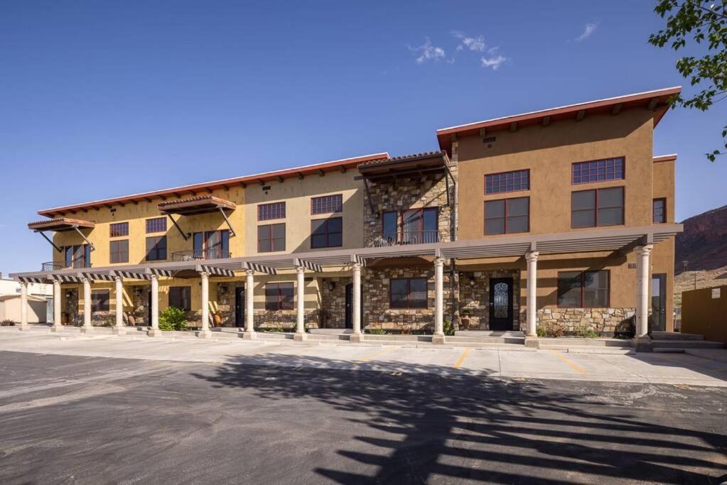 Luxury Downtown Rental - La Dolce Vita Villa #4 Moab Buitenkant foto