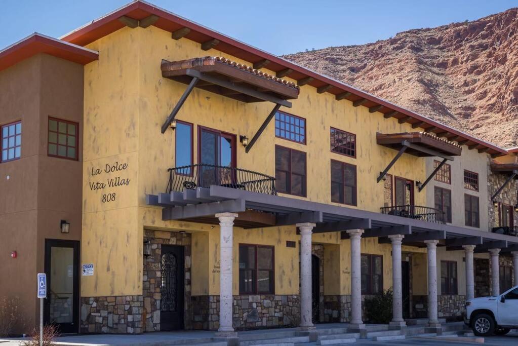 Luxury Downtown Rental - La Dolce Vita Villa #4 Moab Buitenkant foto